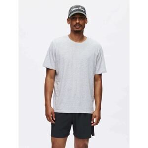 Outdoor Voices Men’s Zephyr 5" Shorts Size Medium